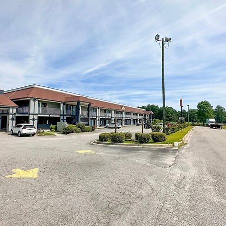 Executive Inn Ridgeway I-77 Exterior foto
