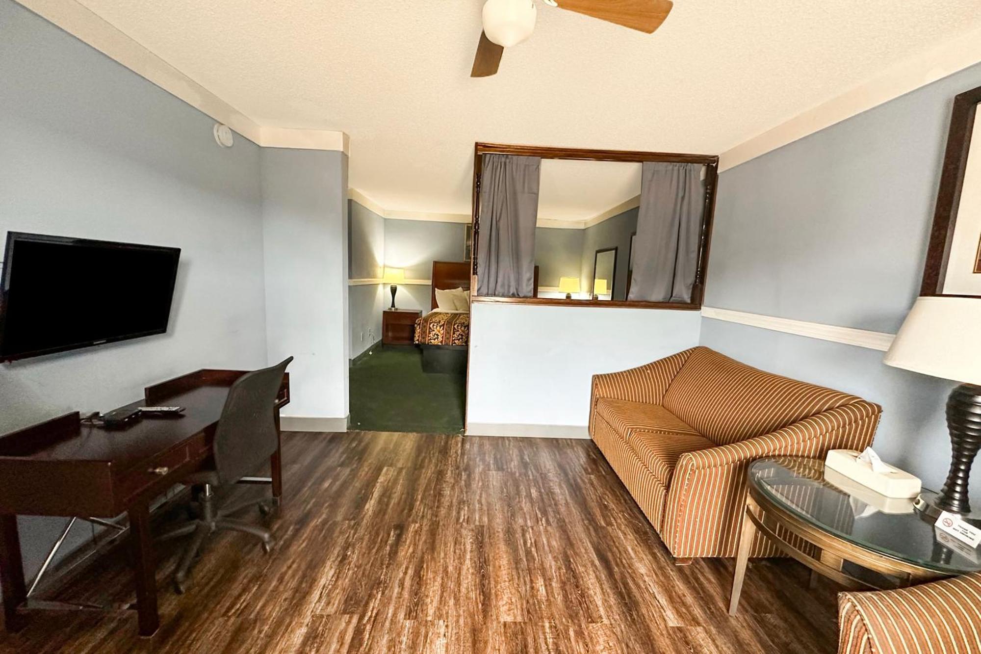 Executive Inn Ridgeway I-77 Exterior foto